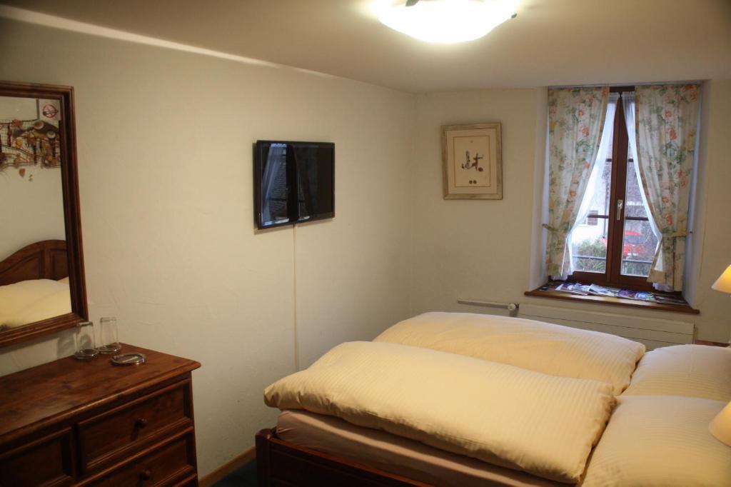 Auberge Communale Bogis Bossey Buitenkant foto